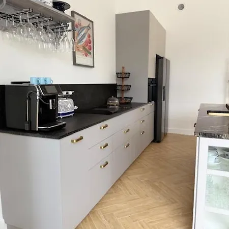 فيلة Ibiza Miechów